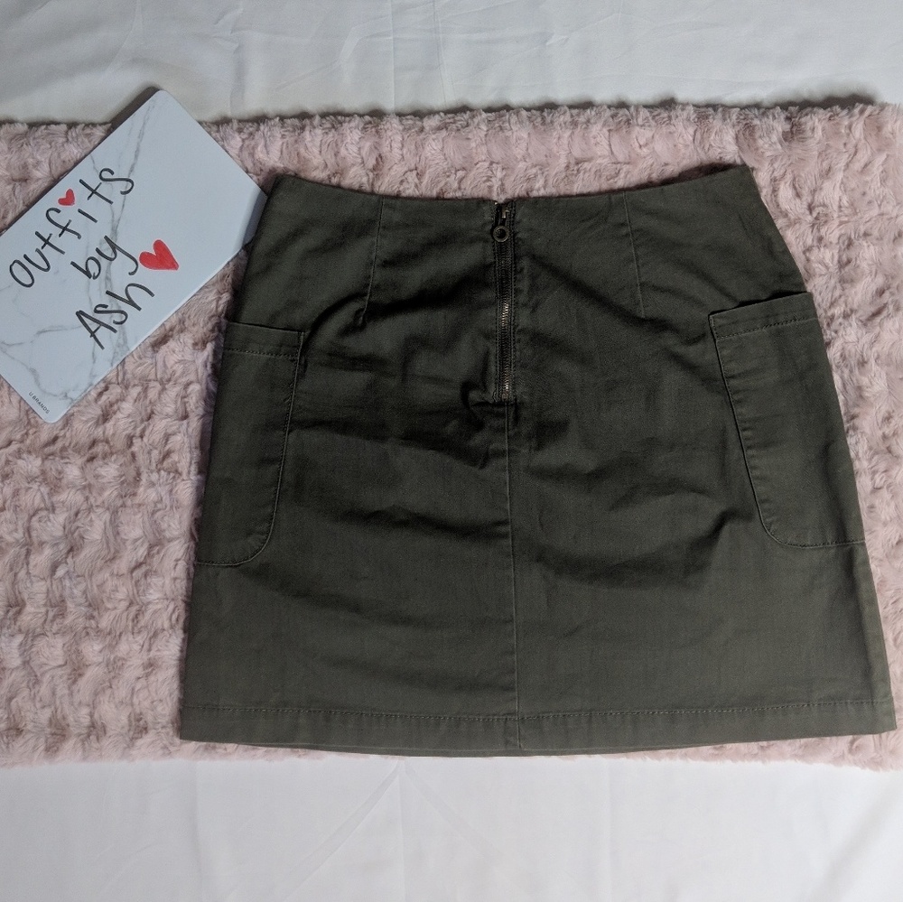 A NEW DAY Green Pocketed Skirt Size 6 - Picture 2 of 4